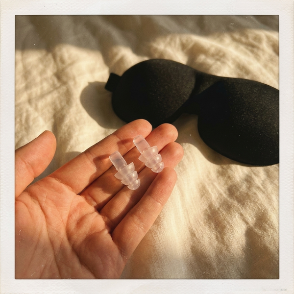 Ajustez l'élastique du masque